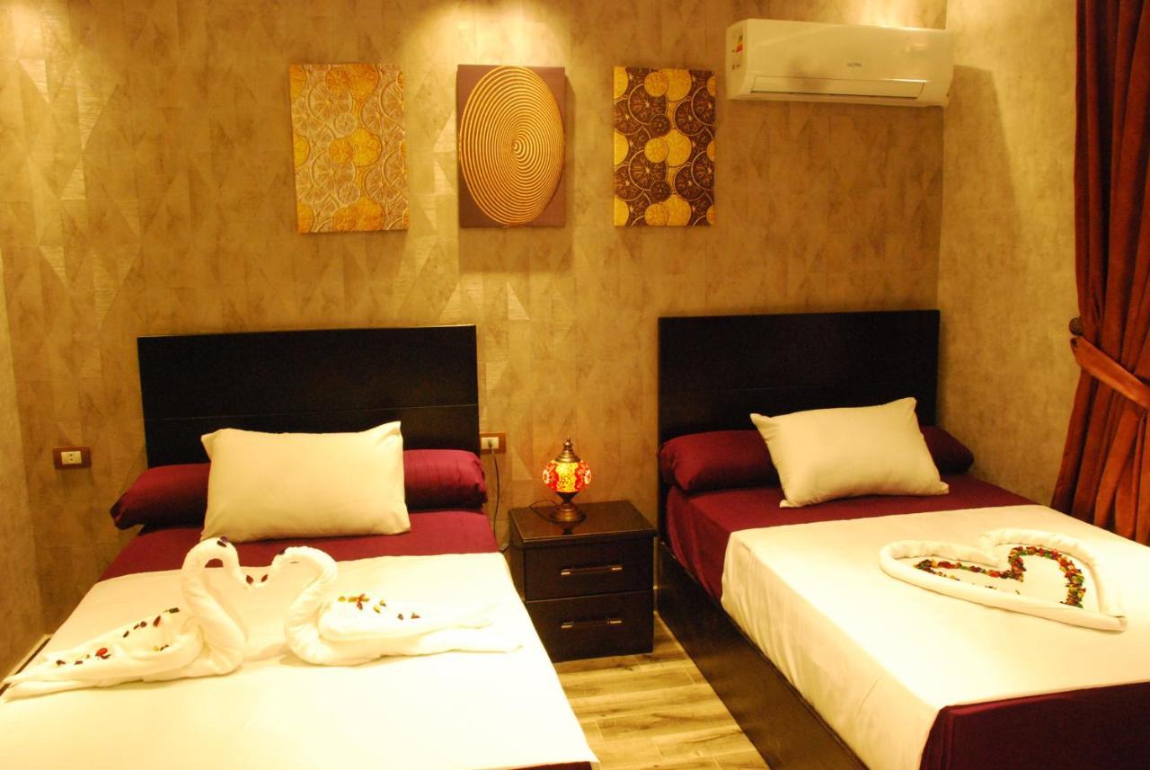 Hotel Pyramids Planet Ghatati