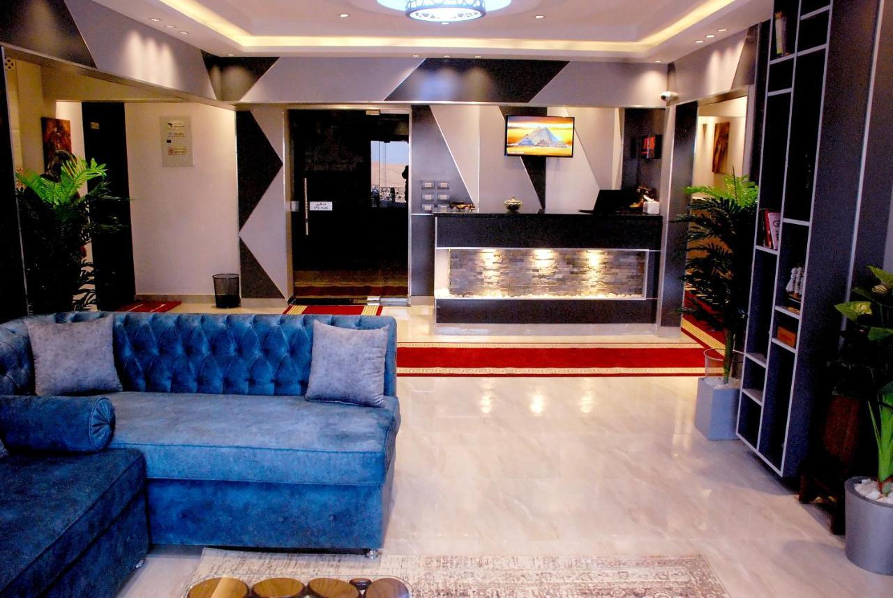 Pyramids Planet Hotel