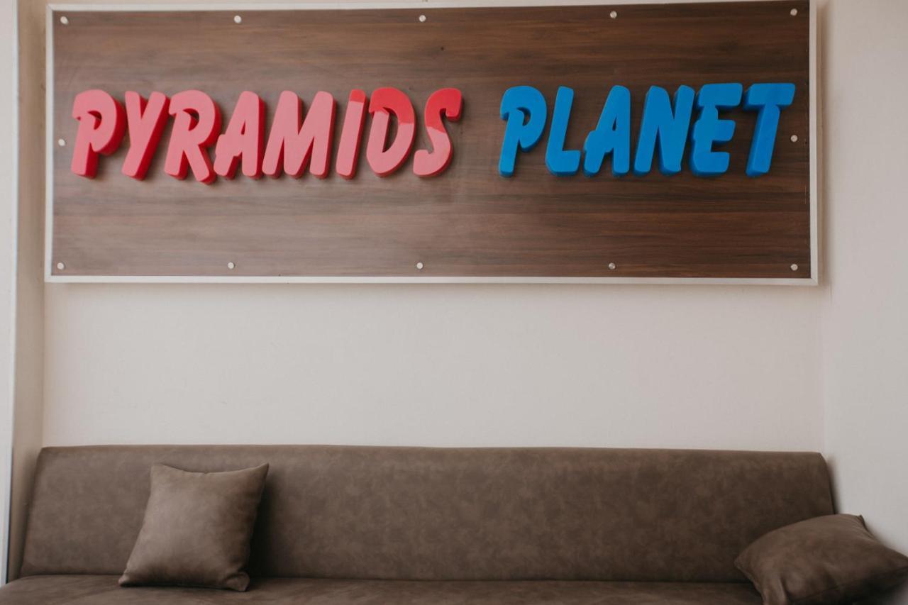 Hotel Pyramids Planet